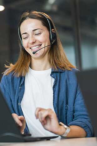 Bild einer Mitarbeiterin des Mitgliedervices des Verein Deutscher Ingenieure